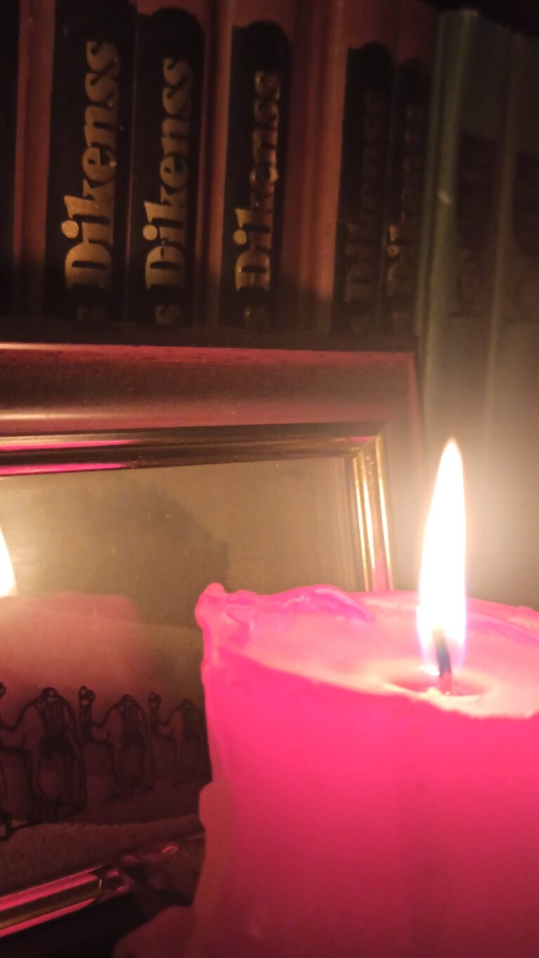 Otrdiena – Marss (Mangala) un Uguns (Agni) ar Uguni (Agni) kustībā